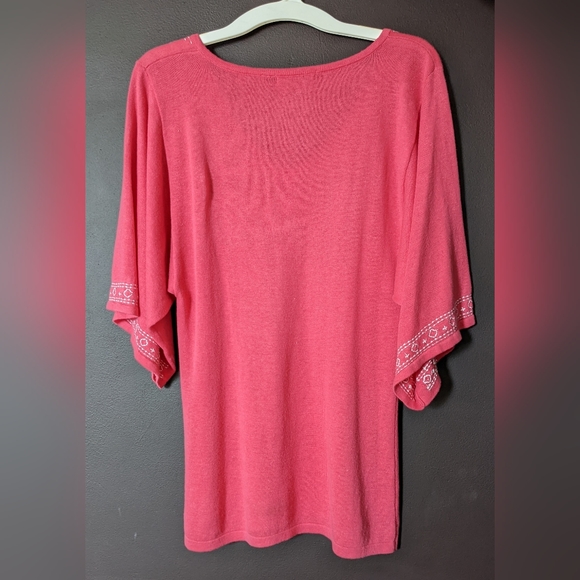 RED Boho V-Neck Tunic Top With Embroidered Collar and 3/4 Sleeves - Picture 4 of 12